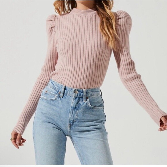Astr The Label Back Cutout  Sweater Off White Color Size XS - Picture 1 of 9